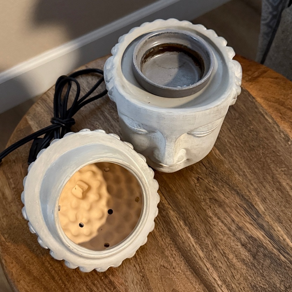 Scentsy Bali Ceramic Wax Warmer - Picture 6 of 7